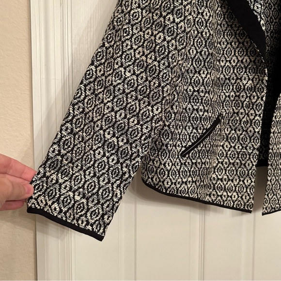 Chico's Jacket Ivory Black Geometric Open Front Size 2 US L/12 - Picture 5 of 8